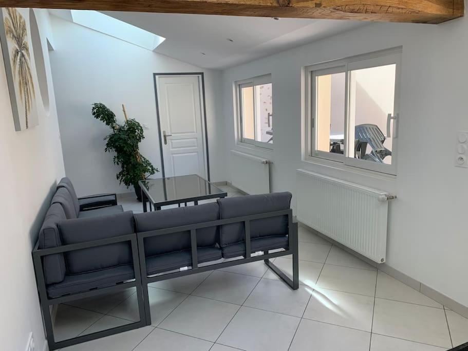 Maison De 1 A 8 Personnes Entierement Renovee Charly-sur-Marne Luaran gambar