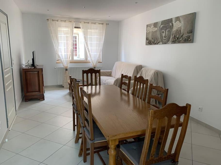 Maison De 1 A 8 Personnes Entierement Renovee Charly-sur-Marne Luaran gambar